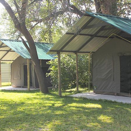 Caprivi Mutoya Lodge And Campsite Katima Mulilo Eksteriør billede