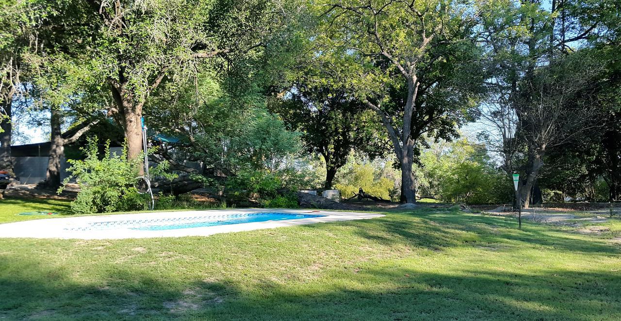 Caprivi Mutoya Lodge And Campsite Katima Mulilo Eksteriør billede