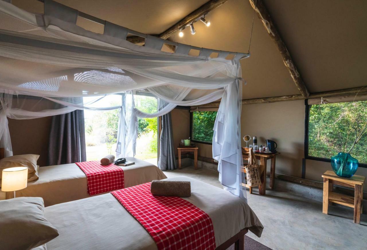 Caprivi Mutoya Lodge And Campsite Katima Mulilo Eksteriør billede